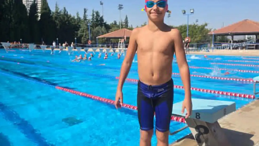 ARAS AKICIOĞLU’NDAN 30 AĞUSTOS ZAFER BAYRAMI MÜSABAKALARINDA BÜYÜK BAŞARI