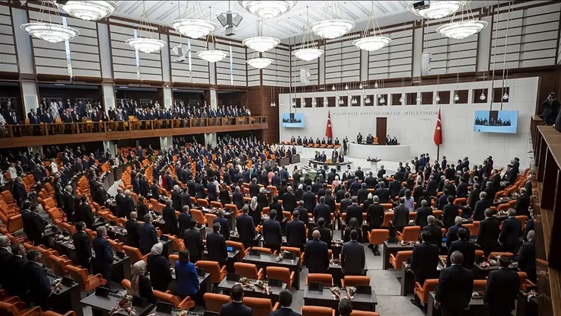 İYİ PARTİ İZMİR VEKİLLERİ 2025’TE ORTA DÜZEYDE AKTİF OLDU