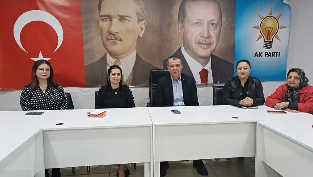 AK Parti Ödemiş Kadın Kolları Yönetim Kurulu Toplantısı Gerçekleştirildi