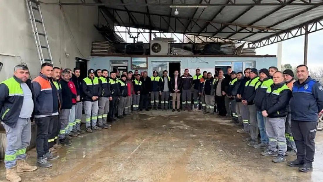 BAŞKAN BAŞARAN’DAN YENİ YIL ÖNCESİ BİRLİK MESAJI BEYDAĞ BELEDİYESİ ÇALIŞANLARIYLA YIL SONU BULUŞMASI