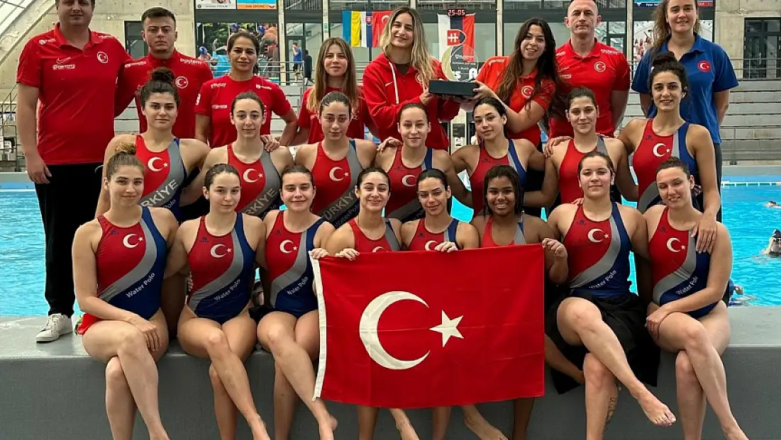 Milli Takım Avrupa Yolunda İzmir’de Hazırlandı