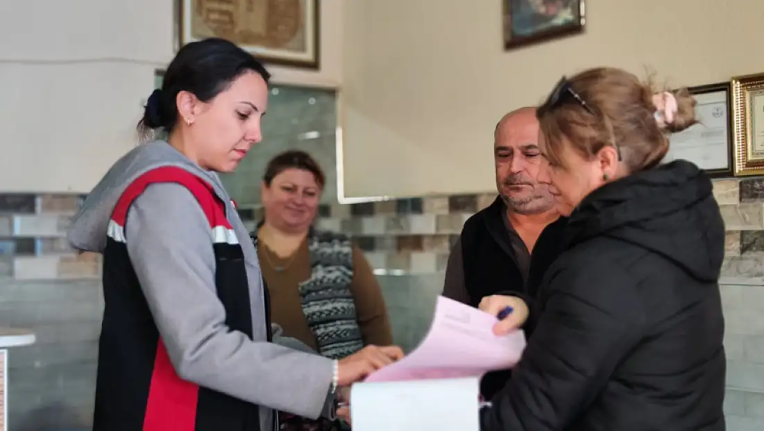 ÖDEMİŞ’TE GIDA DENETİMLERİ SÜRÜYOR