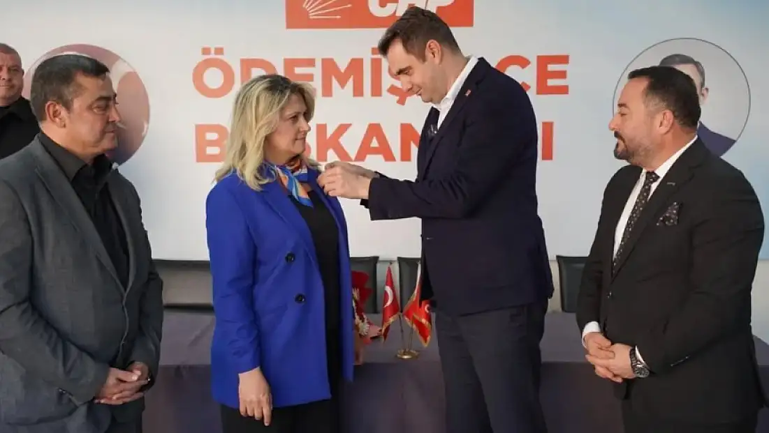 Oya Korkmaz CHP’ye katıldı