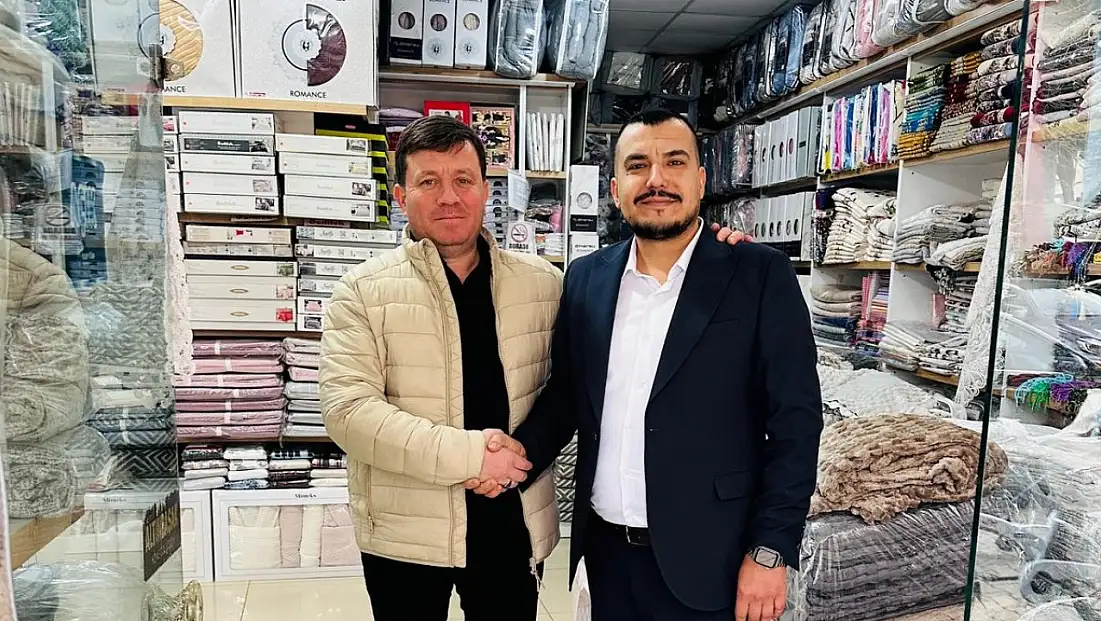 ÖDEMİŞ’TE TERZİLER KONUŞUYOR, KARACAN NOT ALIYOR