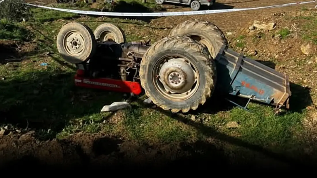 ÖDEMİŞ’TE TRAKTÖR FACİASI: 52 YAŞINDAKİ SÜRÜCÜ YAŞAMINI YİTİRDİ