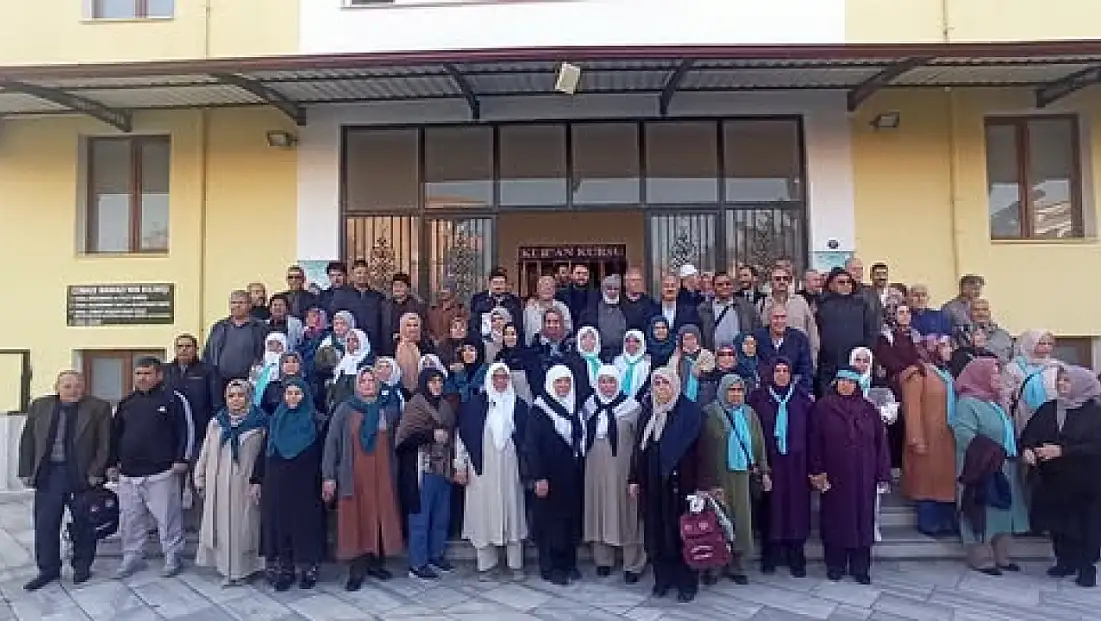 ÖDEMİŞ’TE UMREYE GİDECEKLERE DUALI UĞURLAMA