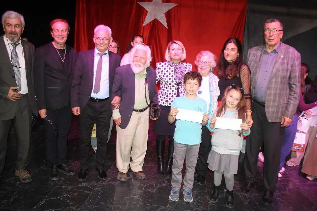 'Savaş–Recep Başsoy Türkçemize Özen Dil ve Yazın Ödülleri' 10. Yarışması Ödemiş'te Gerçekleşti