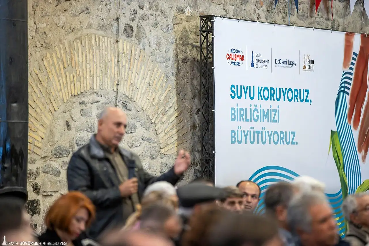 İZMİR'DE KURAKLIK VE SU SIKINTISI SULAMA KOOPERATİFLERİNDE GÜNDEME GELDİ