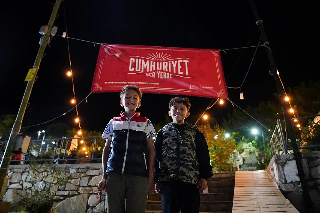 Tire'de Cumhuriyet'in 102. Yılı Büyük Coşkuyla Kutlanmaya Başladı