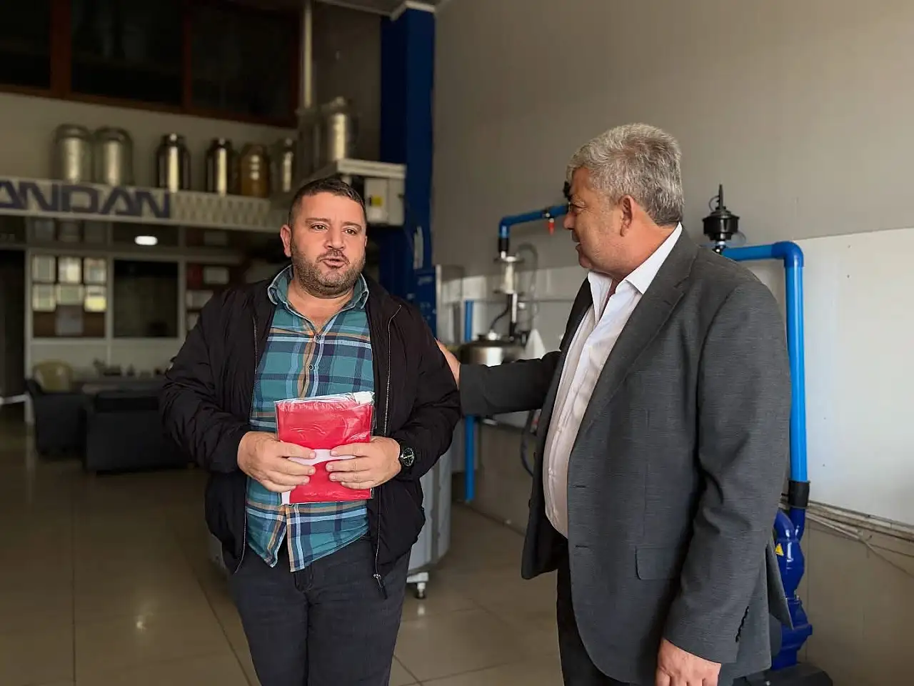 Başkan Nasuh Coşkun'dan Sanayi Esnafına Bayrak Ziyareti