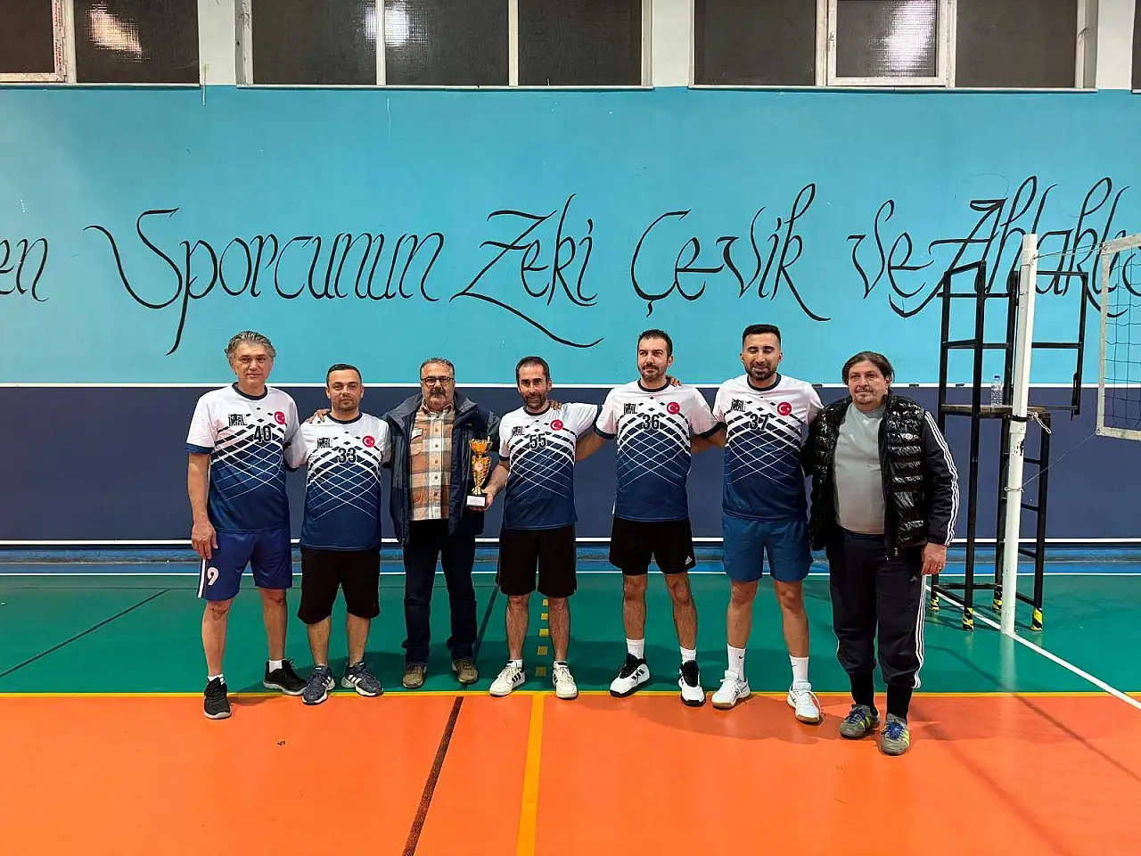 Ödemiş'te Öğretmenler Arası Voleybol Turnuvası Büyük Finalle Tamamlandı