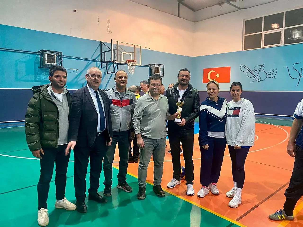 Ödemiş'te Öğretmenler Arası Voleybol Turnuvası Büyük Finalle Tamamlandı