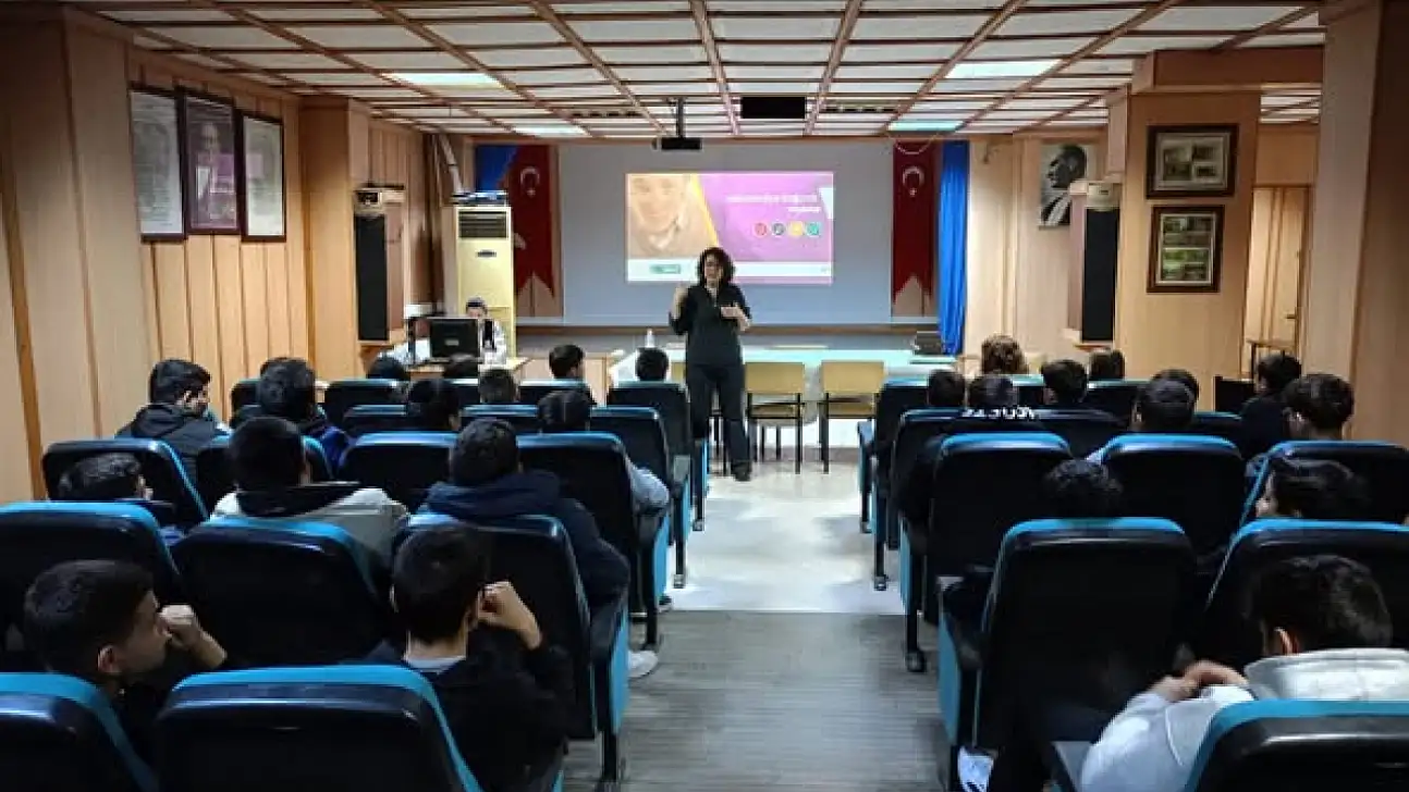 Ödemiş MTAL'de Teknoloji Bağımlılığı Semineri Düzenlendi