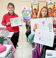 Bayındır Gençlik Merkezi'nde Minik Eller, Büyük Hayaller