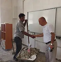 Bayındır İlçe Milli Eğitim Müdürü Ökay, Kazım Dirik Ortaokulu'nda İncelemelerde Bulundu