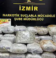 ÇEŞME'DE 65 KİLO ESRAR SKANK ELE GEÇİRİLDİ, ŞÜPHELİ TUTUKLANDI