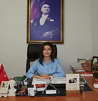 CHP Efes Selçuk İlçe Başkanı Onbaşıoğlu'ndan İktidara Tepki: 'Bu kadar çelişkiyi halka nasıl anlatıyorsunuz?'