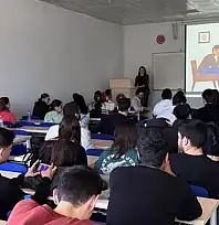 ENGELSİZ KARİYER SÖYLEŞİSİ ÖĞRENCİLERLE BULUŞTU