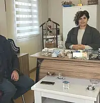 ERDEM DERYA, UMURBEY MAHALLE MUHTARI HATİCE ACAR ÇAVDAR'I ZİYARET ETTİ