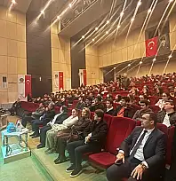 GENÇ LİDER ADAYLARINA İLHAM VEREN KONFERANS