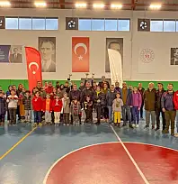 GENÇ SATRANÇÇILAR MADALYALARINA KAVUŞTU MEHMET ÂKİF ERSOY ANISINA TURNUVA