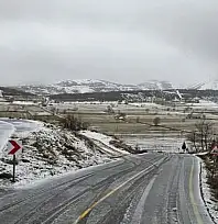 İZMİR'İN ZİRVESİNDE KIŞ ALARMI: EKİPLER SAHADA