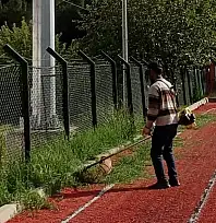 Kiraz Belediyesi'nden Stadyum Çevresi ve Şemsiler Mahallesi'nde Çevre Düzenleme Çalışması