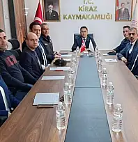 KİRAZ'DA BAĞIMLILIKLA MÜCADELE MASAYA YATIRILDI