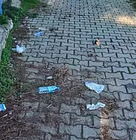 Kiraz'da Çay Kenarı Yürüyüş Yolu Öğrenciler ve Vatandaşlar İçin Tehlike Oluştu