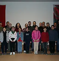 KİRAZ'DA ÖĞRENCİLERE JANDARMADAN TRAFİK GÜVENLİĞİ EĞİTİMİ