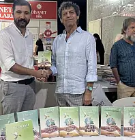 Nobel Barış Ödülü Adayı Akif Manaf'tan Kürtçe 'Barış Psikolojisi' Kitabı