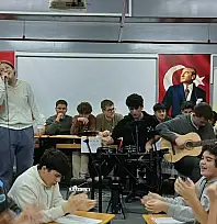 ÖDEMİŞ AYHAN KÖKMEN FEN LİSESİ'NDE PANSİYON BİLGİ YARIŞMASI HEYECANI