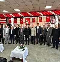 ÖDEMİŞ BERBERLER VE KUAFÖRLER ODASINDA ÖMER SEZGİN GÜVEN TAZELEDİ