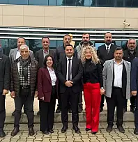 ÖDEMİŞ GIDA ESNAFI YENİ BAŞKANINI MAZBATAYLA TAÇLANDIRDI