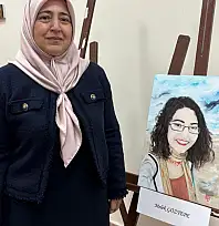 ÖDEMİŞ'TE 24 KASIM ETKİNLİĞİNDE ANISIYLA BİRİNCİ OLAN MELEK GÖZTEPE AYAKTA ALKIŞLANDI