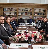 ÖDEMİŞ'TE ATATÜRK KOŞUSU TOPLANTISI YAPILDI