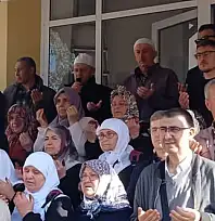 Ödemiş'te Umre Yolcuları Dualarla Uğurlandı