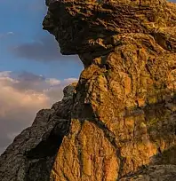 ÖDEMİŞ'TE YOLDAN GEÇEN DURUYOR