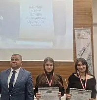 Ödemişli Öğrenci Elif Şengür, İzmir Bilim Olimpiyatları Fizik Birincisi Oldu