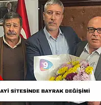 Sanayi sitesinde bayrak değişimi