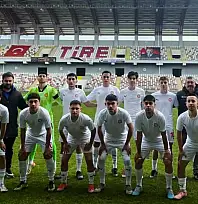 Tire Belediye Spor U18, Namağlup Şampiyon!