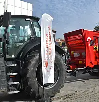 Tire Süt Kooperatifi Ekipman Parkını Gübre Dağıtma Makinesiyle Güçlendirdi