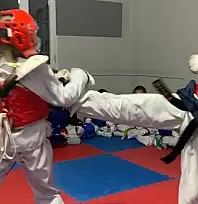 Ülkü Ocakları Kiraz İlçe Başkanlığı'ndan Gençlere Tekvando Eğitimi