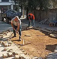 Yenimahalle'de Yol Tamir Çalışmaları Devam Ediyor