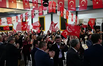 BAŞKAN OKUROĞLU CHP TİRE'NİN DAYANIŞMA YEMEĞİNE KATILDI