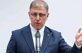 Başkan Tugay'dan Çerçioğlu'nun Parti Değişikliği İddialarına Tepki: 'Etik Değil, Aile Değiştirmek Gibi'