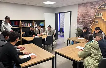 BEYDAĞ'DA OKULLAR ARASI BİLGİ YARIŞMASI TAMAMLANDI