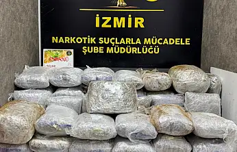 ÇEŞME'DE 65 KİLO ESRAR SKANK ELE GEÇİRİLDİ, ŞÜPHELİ TUTUKLANDI