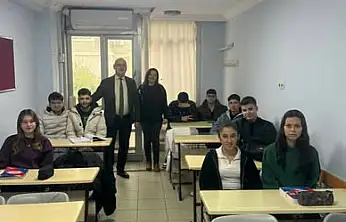 İLÇE MİLLİ EĞİTİM MÜDÜRÜ DESTİCİOĞLU'NDAN ÖZEL ÖĞRETİM KURSUNA ZİYARET