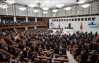 İYİ PARTİ İZMİR VEKİLLERİ 2025'TE ORTA DÜZEYDE AKTİF OLDU